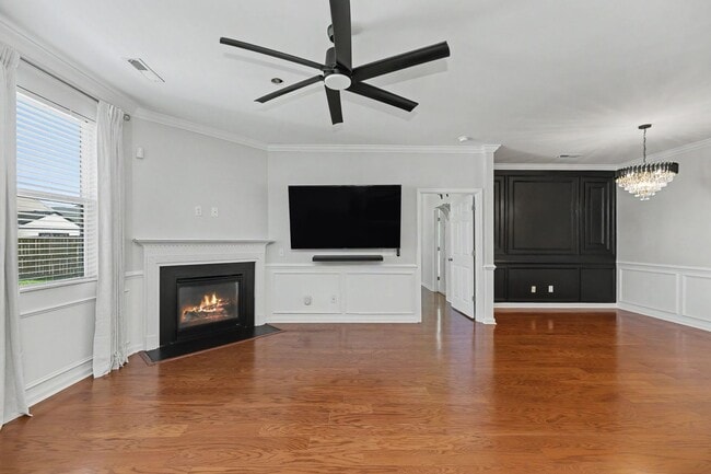 Building Photo - 247 Clayburne Dr