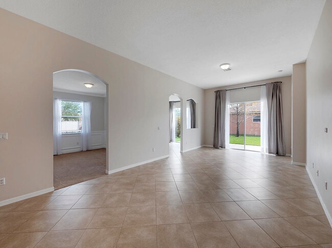 Building Photo - 9563 SW Flowermound Cir