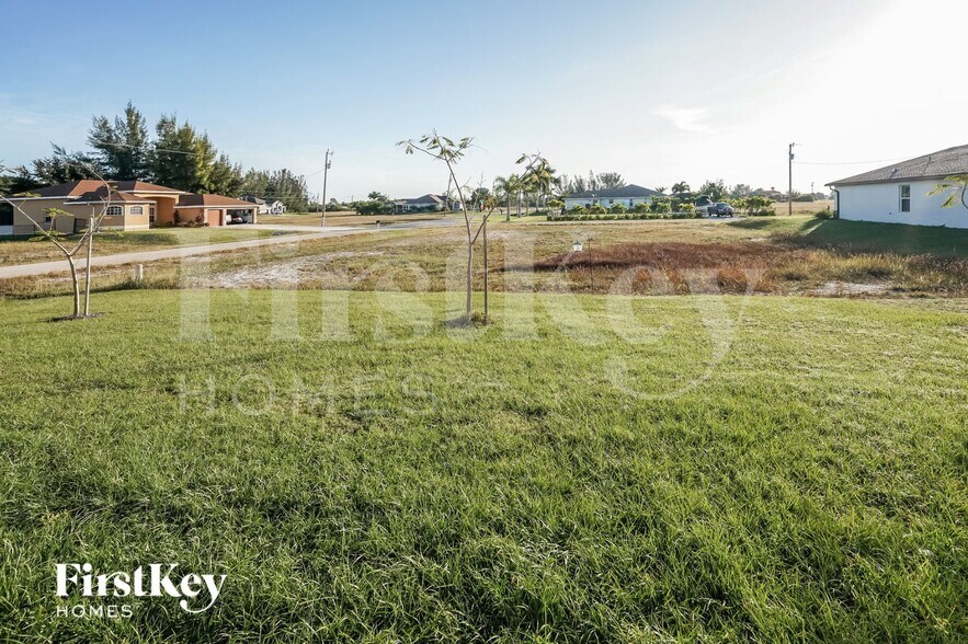 Building Photo - 2127 NW 41st Pl