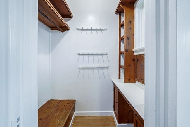 Building Photo - 3574 Helms Ave