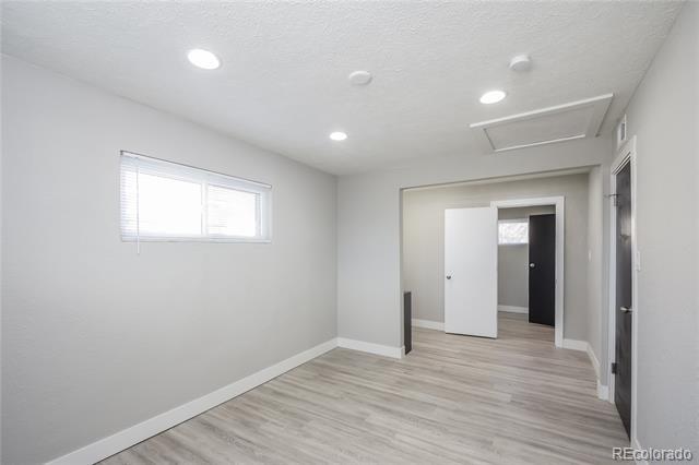 Building Photo - 9320 Ellen Ct