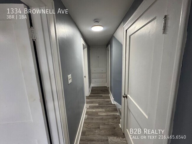 Building Photo - 1334 Brownell Ave