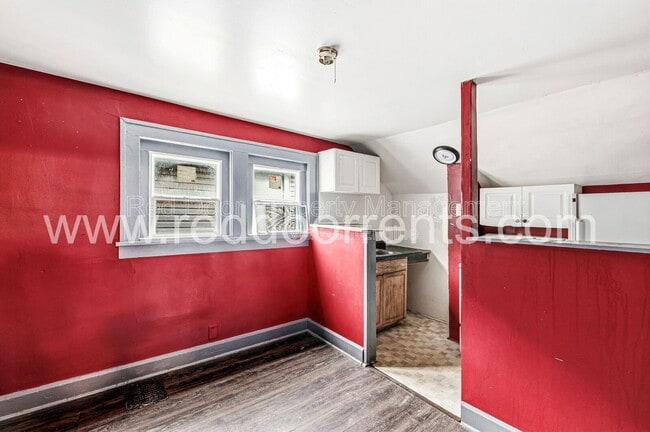 Building Photo - 408 N Oakland Ave