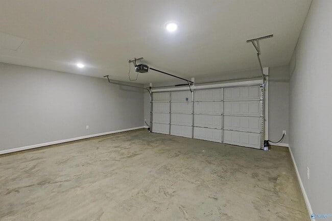 Building Photo - 101 Denise Dr