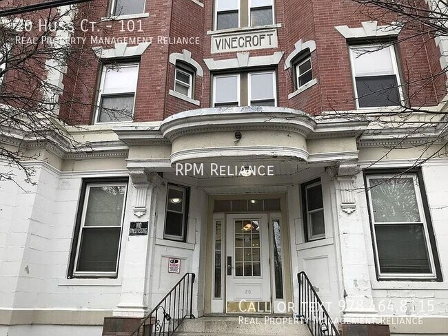 Primary Photo - 20 Huss Ct