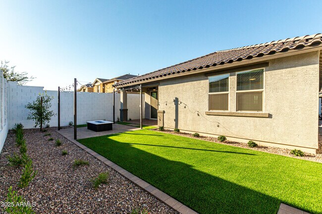 Building Photo - 3451 W Verde River Rd
