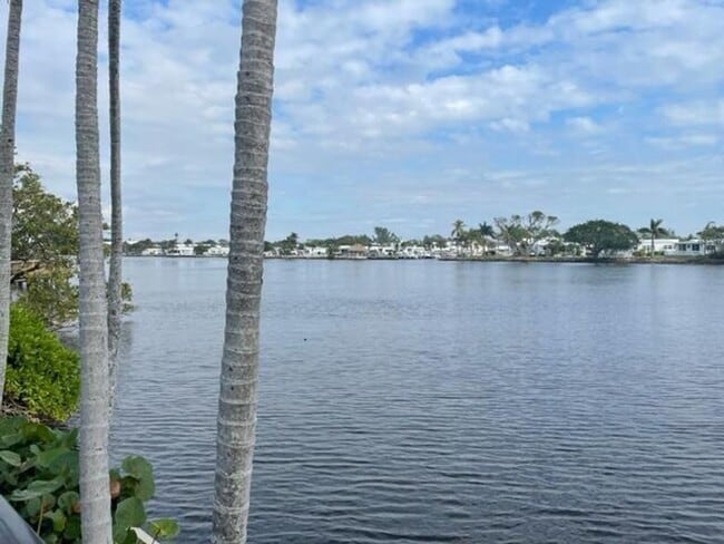 Building Photo - 3408 Tuscany Way