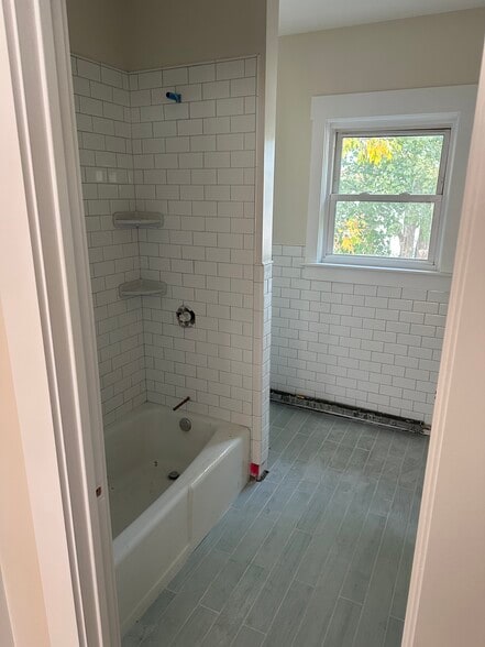 Primary Photo - 178 Hillside Ave