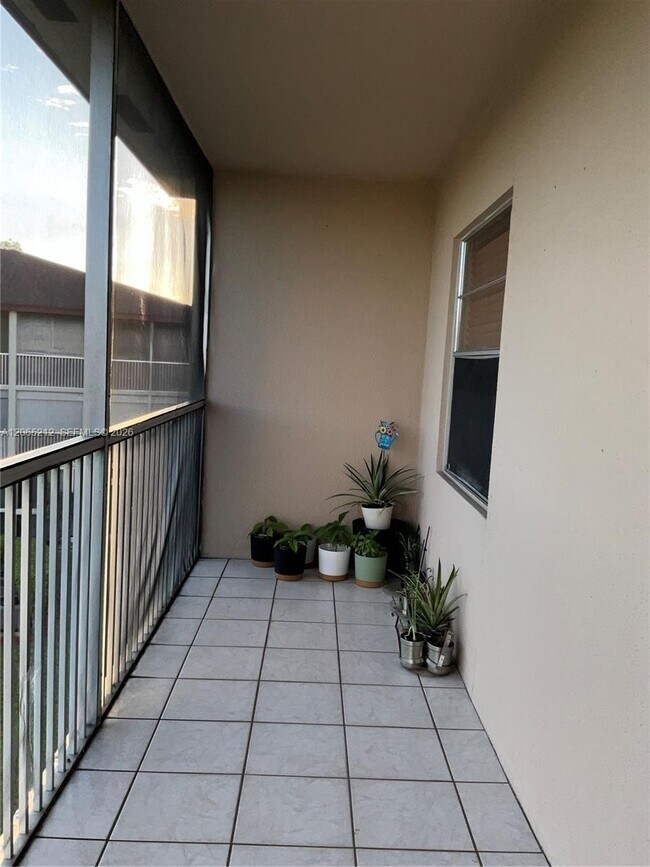 Building Photo - 150 SW 134th Way