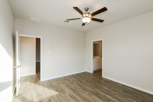 Building Photo - 7614 Tipton Meadow Way