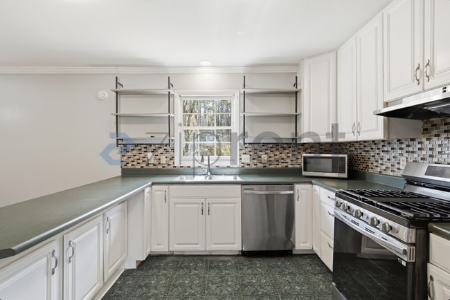 Building Photo - 2351 Emerald Falls Dr