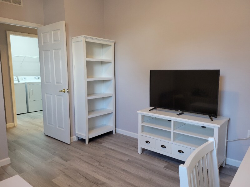 Building Photo - 14404 Manchester Dr