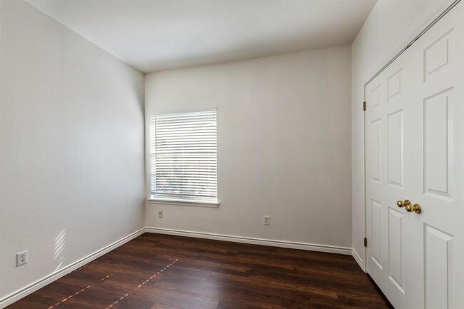 Building Photo - 8708 Weiser Dr