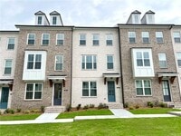 Building Photo - 1651 Wellborn Walk