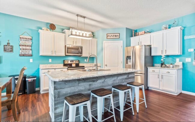 Building Photo - 95062 Cheswick Oaks Dr