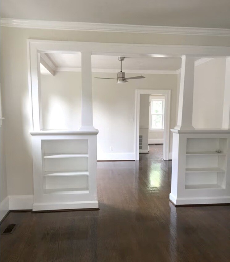 Entry into Breakfast / Living Rm, Dining - 442 Walnut Ave SE