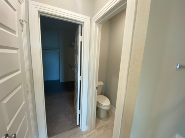 Building Photo - 3026 Estuary Dr