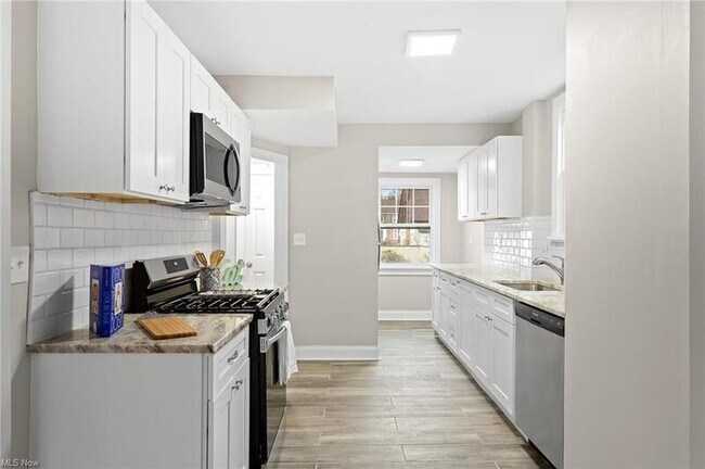 Building Photo - 3613 Cummings Rd