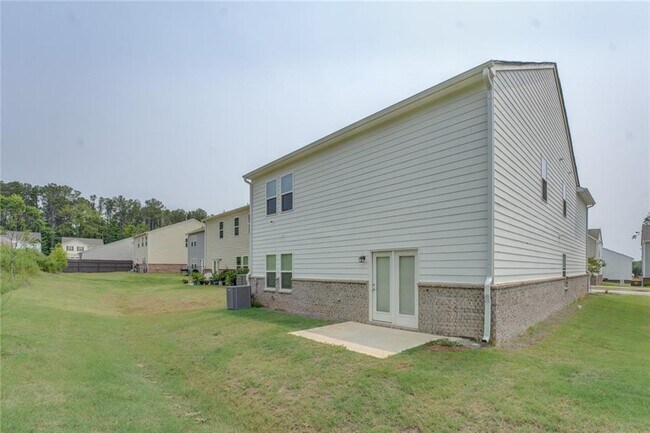 Building Photo - 7061 Rochford Dr