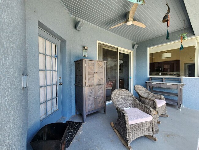 Building Photo - Beautiful 4 Bedroom 4 Bath Home In Ruskin