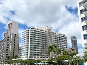 Building Photo - Waikiki - Ilikai Marina - Fully furnished studio