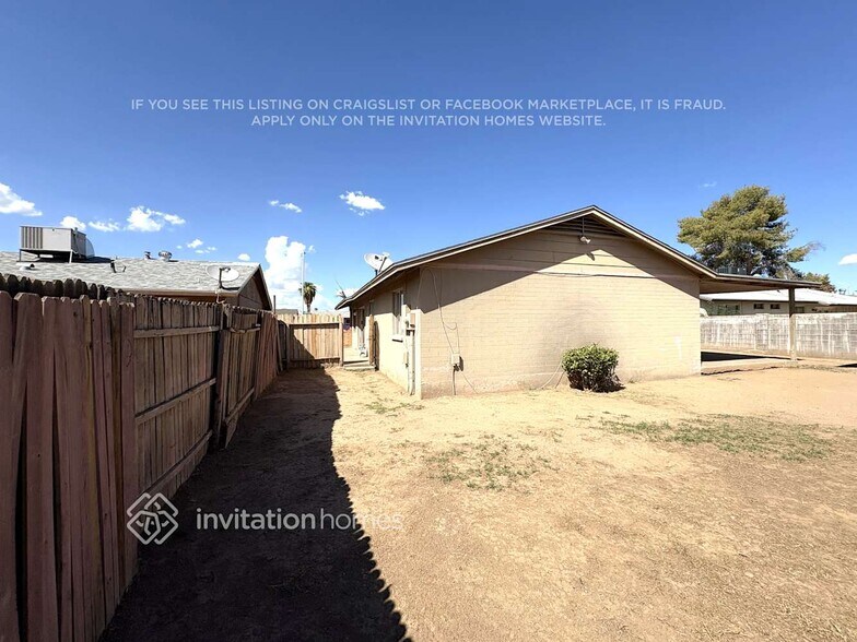 Building Photo - 8437 W Turney Ave