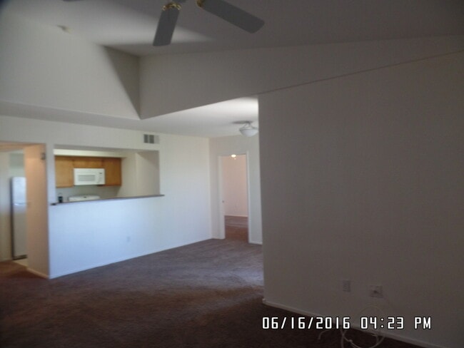 Building Photo - 2 BDRM 2 BATH CONDO IN GATED TUSCANO COMMUNITY IN THE SW