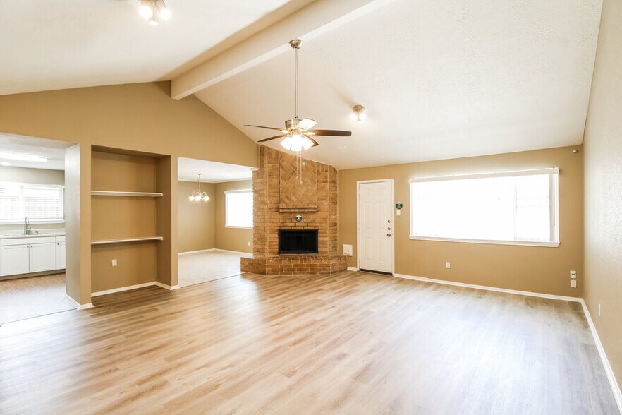 Building Photo - 2535 Goldspring Ln