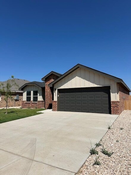 Building Photo - 1321 Bajada St