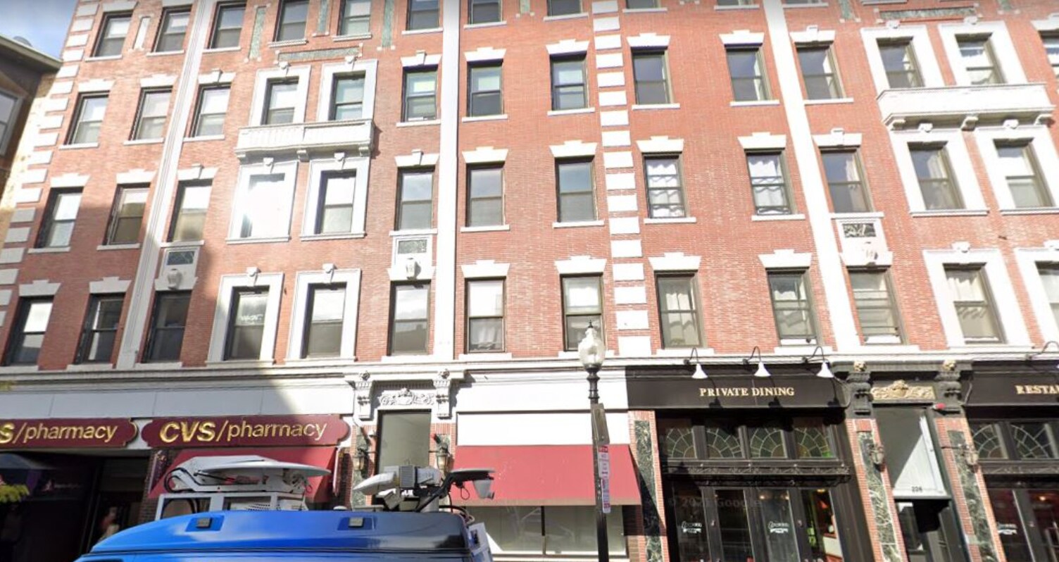 Building Photo - 226 Hanover St