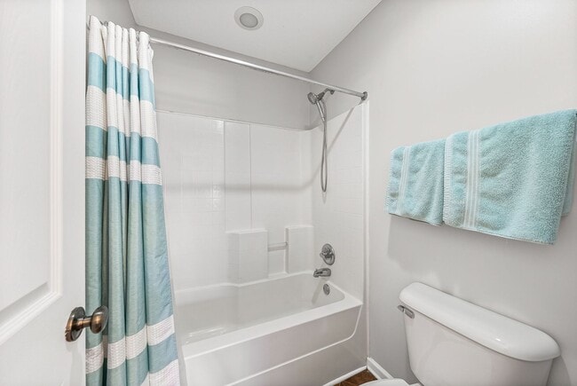 Building Photo - 2499 Old Timber Ct