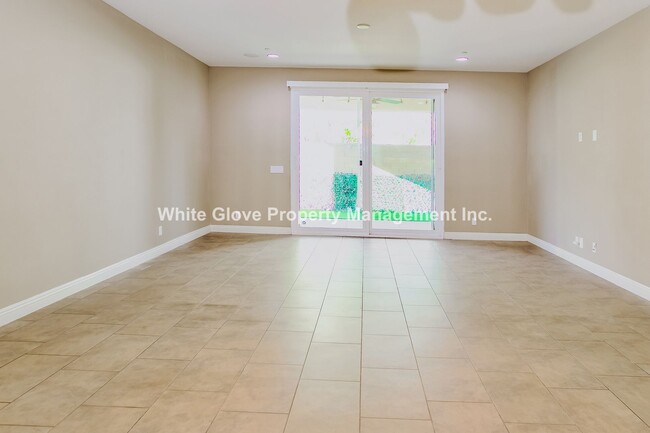 Building Photo - 4 Bedroom Home in Irvine's Great Park Comm...