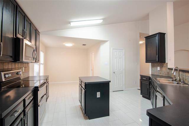 Building Photo - 1313 Fayette Ct