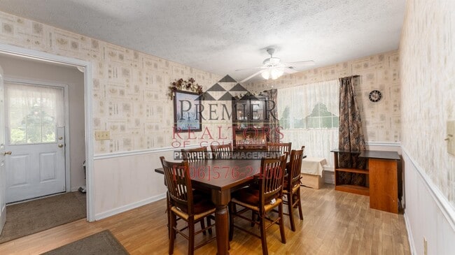 Building Photo - 1740 Doerun Dr
