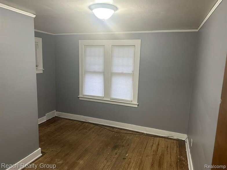 Building Photo - 21662 Bennett St