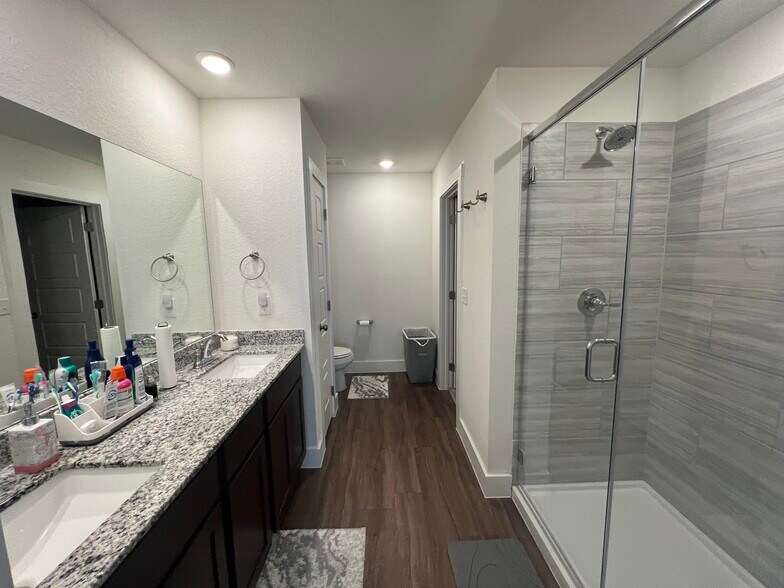 Building Photo - 258 Fawn Ridge Dr