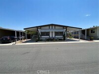 Building Photo - 2230 Lake Park Dr