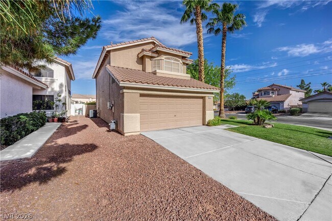 Building Photo - 8915 Sandy Slate Way