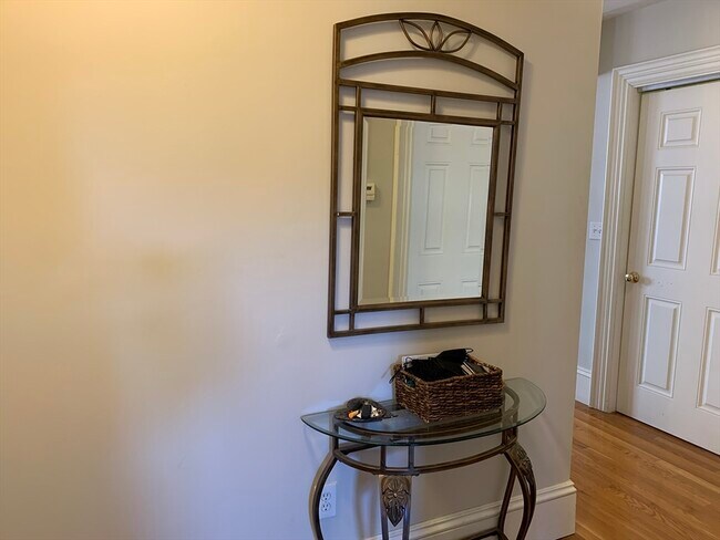 Building Photo - 29 Bowdoin St