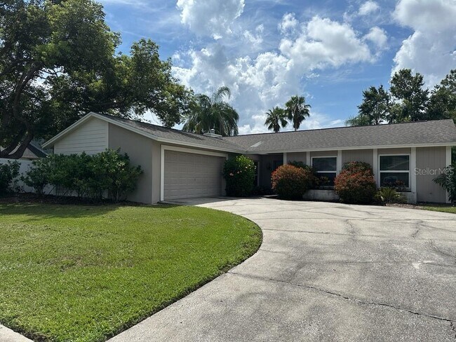 Building Photo - 16413 Bonneville Dr