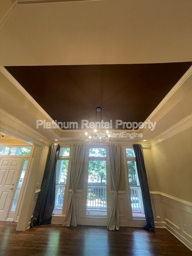 Building Photo - 1460 Wembley Ct NE