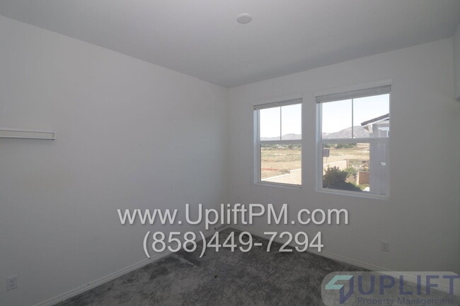 Building Photo - 36351 Elizabeth Ln