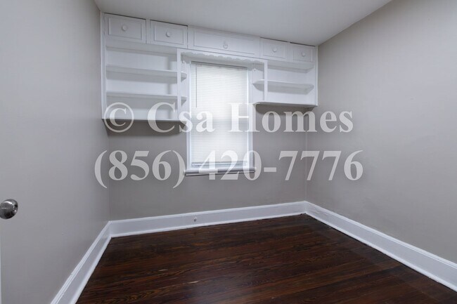 Building Photo - Newly Renovated 3 Bed/1 Bath home in Fairview!