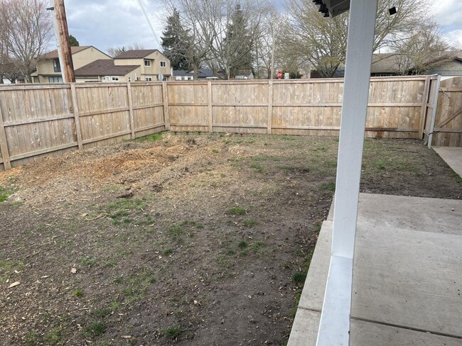 Building Photo - 2010 Del Rio Ave SE