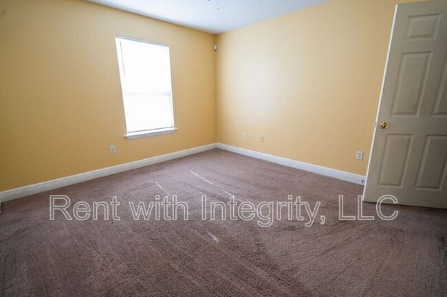 Building Photo - 3314 Sawtooth Dr