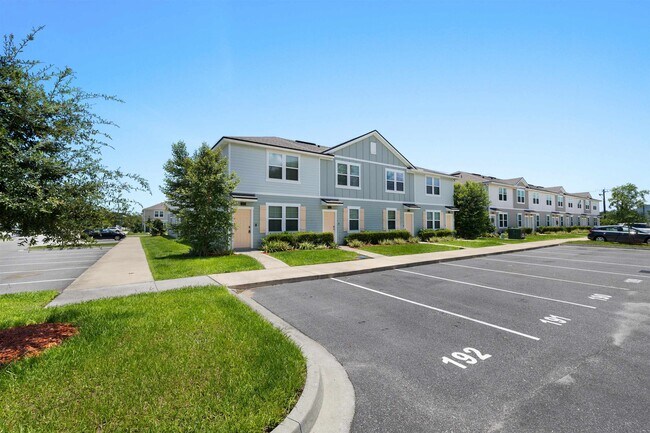 Building Photo - 167 Whispering Brk Dr