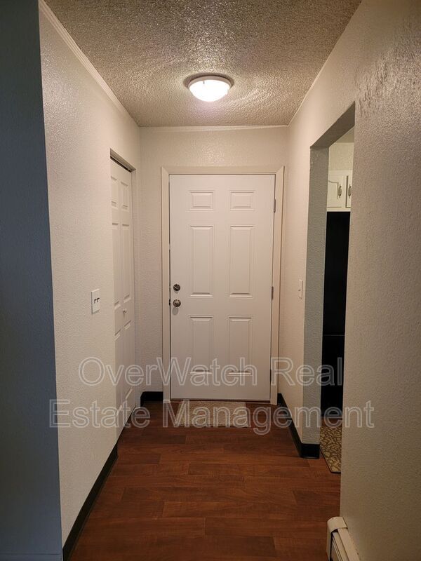 Building Photo - 8110 E 16th Ave