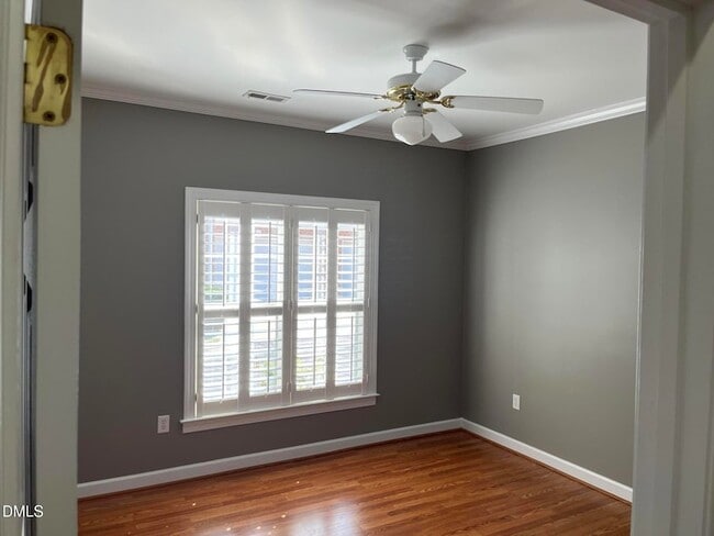 Building Photo - 1021 Thistle Briar Pl