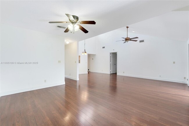 Building Photo - 244 Pleasant Wood Dr