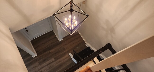 Entryway - 5620 Colter Ct